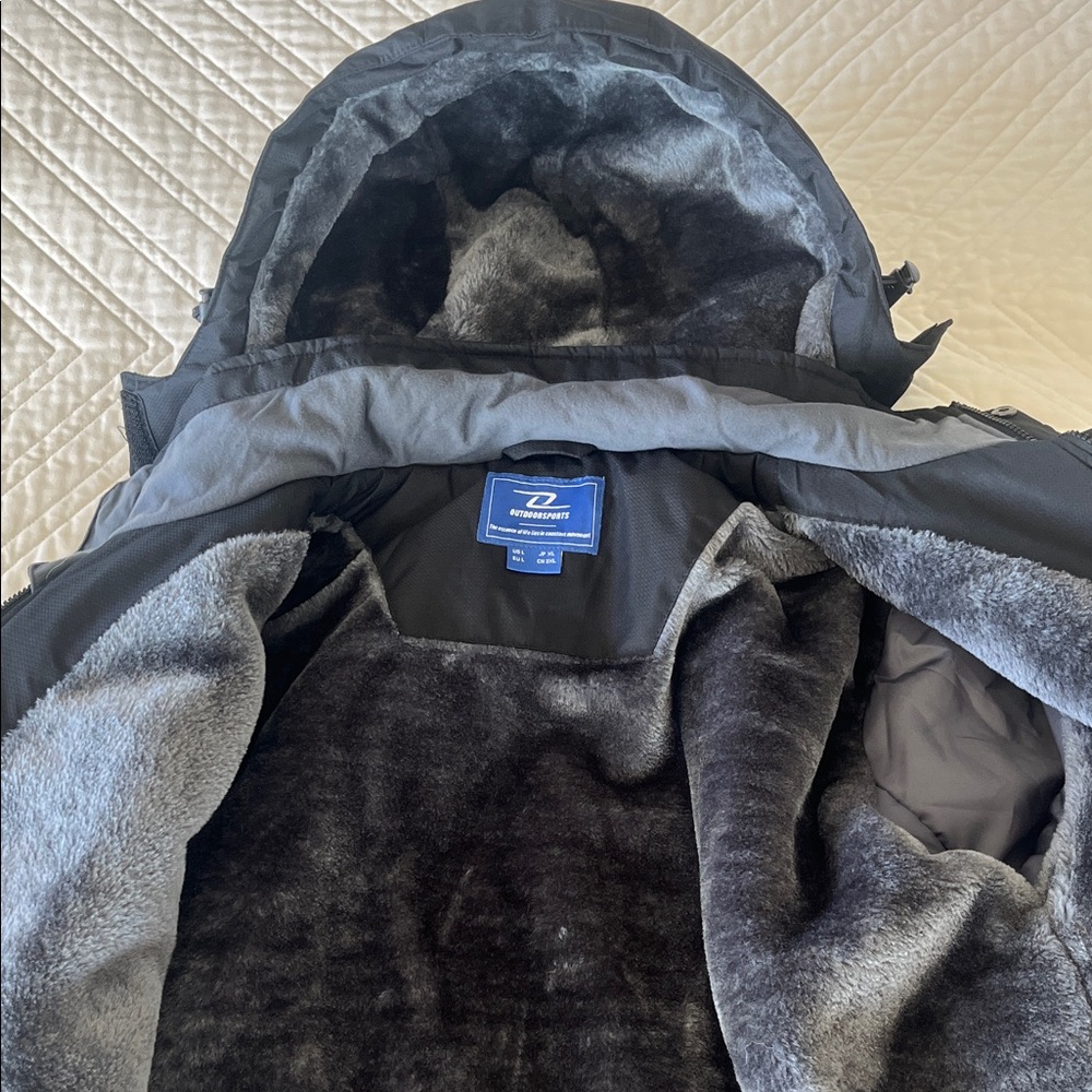Dare2b Black and Gray Fleece-Lined Jacket